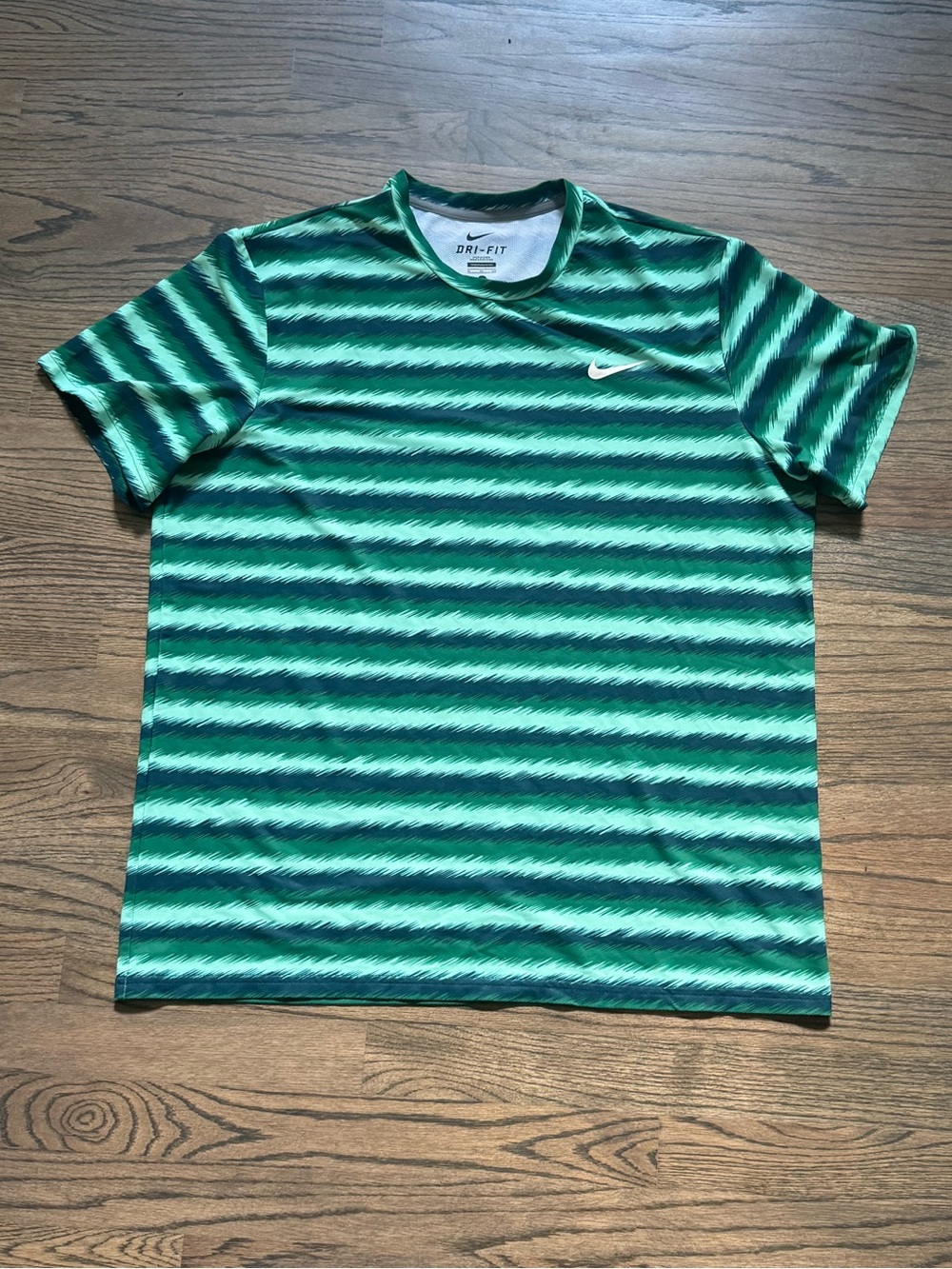 Men’s Nike Tee!